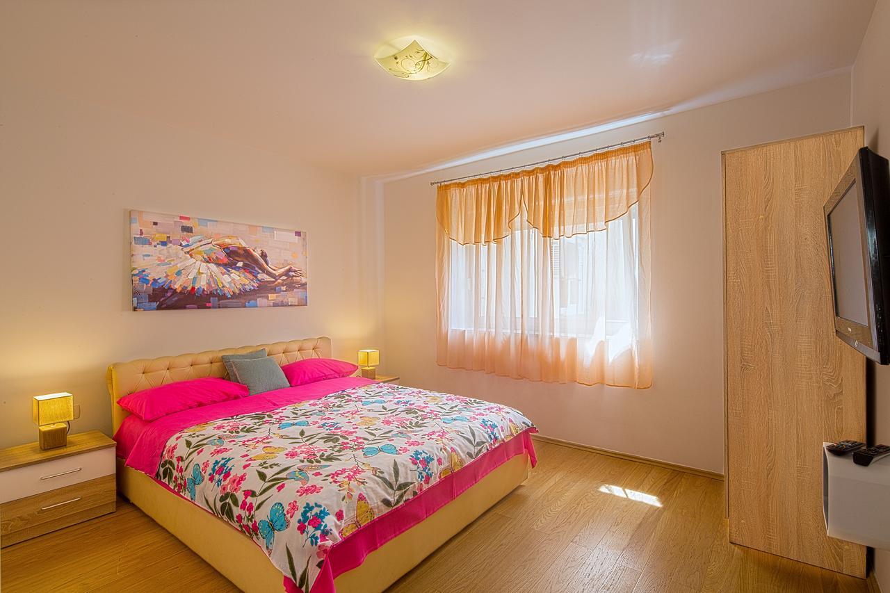 Apartman Aleksandra Budva Eksteriør billede